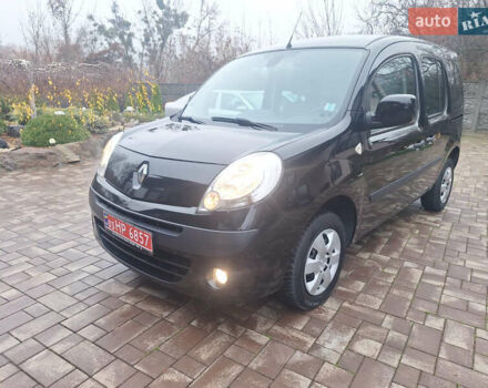 Чорний Рено Кєнгу, об'ємом двигуна 1.6 л та пробігом 152 тис. км за 7300 $, фото 7 на Automoto.ua