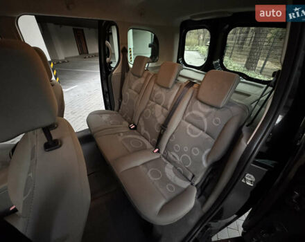 Черный Рено Кенгу, объемом двигателя 1.6 л и пробегом 190 тыс. км за 7150 $, фото 45 на Automoto.ua