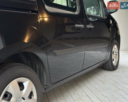 Чорний Рено Кєнгу, об'ємом двигуна 1.6 л та пробігом 190 тис. км за 7350 $, фото 12 на Automoto.ua