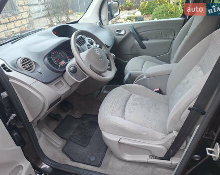 Чорний Рено Кєнгу, об'ємом двигуна 1.6 л та пробігом 152 тис. км за 7300 $, фото 13 на Automoto.ua