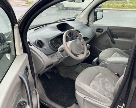 Чорний Рено Кєнгу, об'ємом двигуна 1.5 л та пробігом 227 тис. км за 7650 $, фото 5 на Automoto.ua