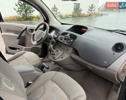 Черный Рено Кенгу, объемом двигателя 1.6 л и пробегом 169 тыс. км за 6500 $, фото 7 на Automoto.ua