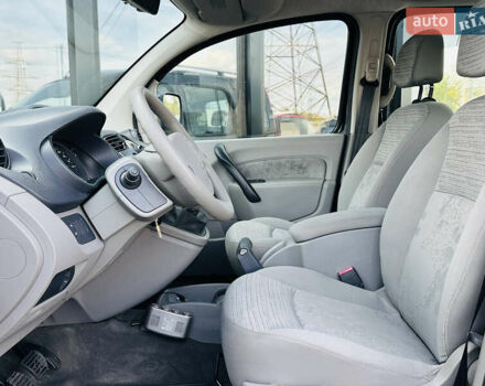 Чорний Рено Кєнгу, об'ємом двигуна 1.6 л та пробігом 136 тис. км за 8400 $, фото 15 на Automoto.ua