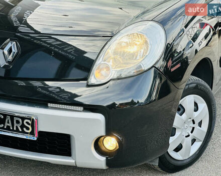 Чорний Рено Кєнгу, об'ємом двигуна 1.6 л та пробігом 136 тис. км за 8400 $, фото 7 на Automoto.ua
