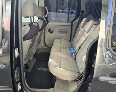 Черный Рено Кенгу, объемом двигателя 1.46 л и пробегом 217 тыс. км за 8900 $, фото 19 на Automoto.ua