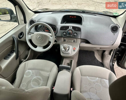 Черный Рено Кенгу, объемом двигателя 1.6 л и пробегом 165 тыс. км за 7700 $, фото 20 на Automoto.ua