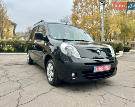 Черный Рено Кенгу, объемом двигателя 1.6 л и пробегом 165 тыс. км за 7700 $, фото 4 на Automoto.ua