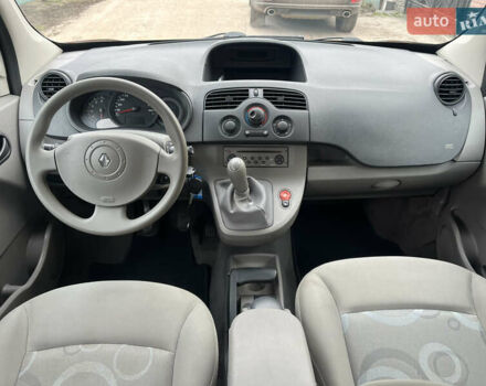 Чорний Рено Кєнгу, об'ємом двигуна 1.6 л та пробігом 201 тис. км за 8400 $, фото 38 на Automoto.ua