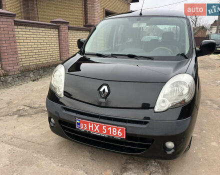 Чорний Рено Кєнгу, об'ємом двигуна 1.6 л та пробігом 201 тис. км за 8400 $, фото 3 на Automoto.ua