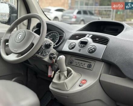 Черный Рено Кенгу, объемом двигателя 1.5 л и пробегом 227 тыс. км за 7300 $, фото 14 на Automoto.ua