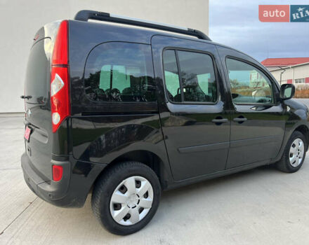 Черный Рено Кенгу, объемом двигателя 1.6 л и пробегом 214 тыс. км за 7300 $, фото 17 на Automoto.ua