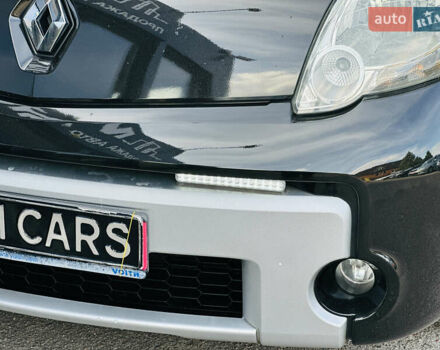 Чорний Рено Кєнгу, об'ємом двигуна 1.6 л та пробігом 136 тис. км за 8400 $, фото 8 на Automoto.ua