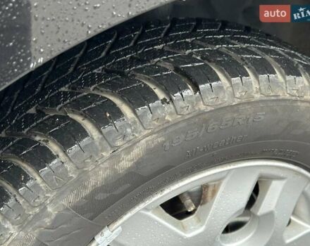 Черный Рено Кенгу, объемом двигателя 1.5 л и пробегом 227 тыс. км за 7300 $, фото 32 на Automoto.ua