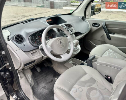 Черный Рено Кенгу, объемом двигателя 1.6 л и пробегом 165 тыс. км за 7700 $, фото 22 на Automoto.ua