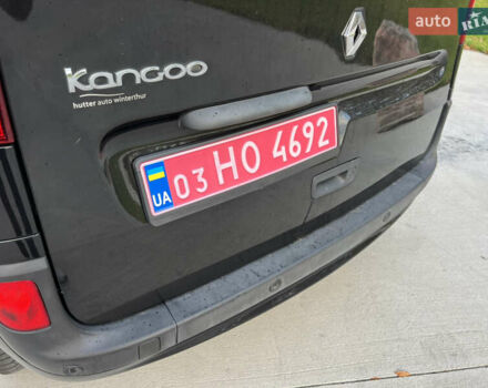 Черный Рено Кенгу, объемом двигателя 1.6 л и пробегом 214 тыс. км за 7300 $, фото 6 на Automoto.ua