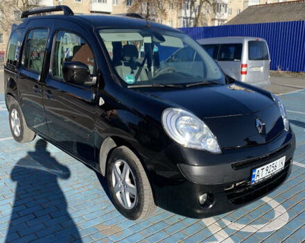 Черный Рено Кенгу, объемом двигателя 1.6 л и пробегом 189 тыс. км за 7200 $, фото 2 на Automoto.ua