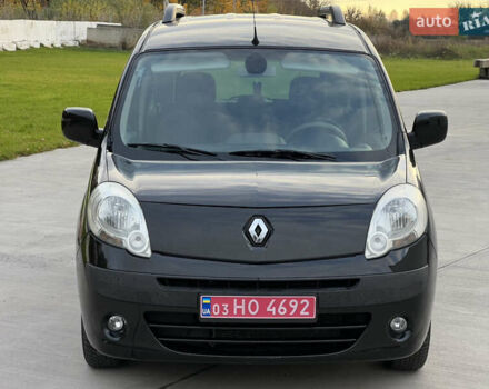 Черный Рено Кенгу, объемом двигателя 1.6 л и пробегом 214 тыс. км за 7300 $, фото 1 на Automoto.ua