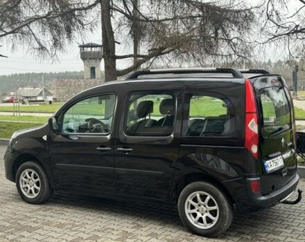 Черный Рено Кенгу, объемом двигателя 1.6 л и пробегом 241 тыс. км за 4850 $, фото 4 на Automoto.ua