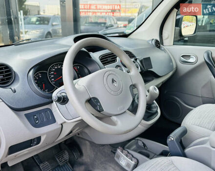 Чорний Рено Кєнгу, об'ємом двигуна 1.6 л та пробігом 136 тис. км за 8400 $, фото 16 на Automoto.ua