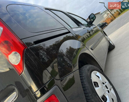 Черный Рено Кенгу, объемом двигателя 1.6 л и пробегом 214 тыс. км за 7300 $, фото 11 на Automoto.ua