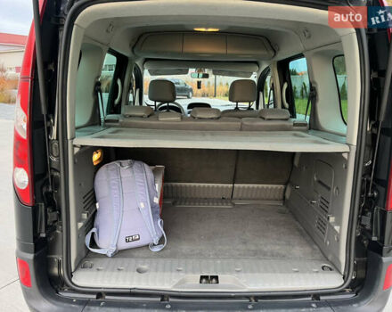 Черный Рено Кенгу, объемом двигателя 1.6 л и пробегом 214 тыс. км за 7300 $, фото 59 на Automoto.ua