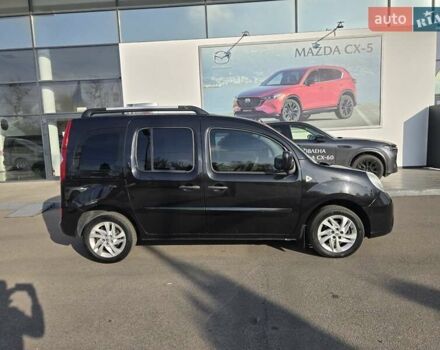 Черный Рено Кенгу, объемом двигателя 1.46 л и пробегом 217 тыс. км за 8900 $, фото 2 на Automoto.ua