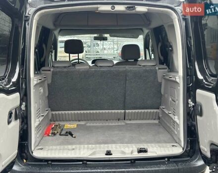 Черный Рено Кенгу, объемом двигателя 1.5 л и пробегом 227 тыс. км за 7300 $, фото 35 на Automoto.ua