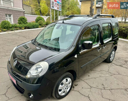 Черный Рено Кенгу, объемом двигателя 1.6 л и пробегом 165 тыс. км за 7700 $, фото 13 на Automoto.ua