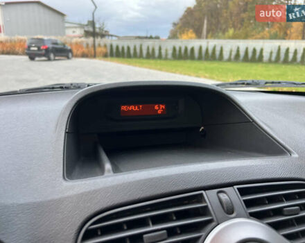 Черный Рено Кенгу, объемом двигателя 1.6 л и пробегом 214 тыс. км за 7300 $, фото 38 на Automoto.ua