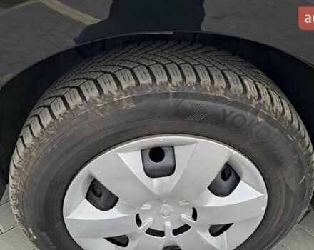 Чорний Рено Кєнгу, об'ємом двигуна 1.6 л та пробігом 205 тис. км за 7350 $, фото 12 на Automoto.ua