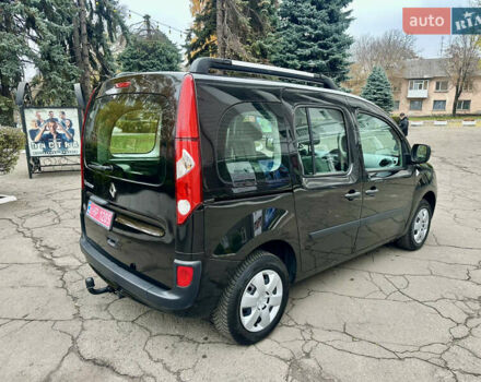 Черный Рено Кенгу, объемом двигателя 1.6 л и пробегом 165 тыс. км за 7700 $, фото 7 на Automoto.ua