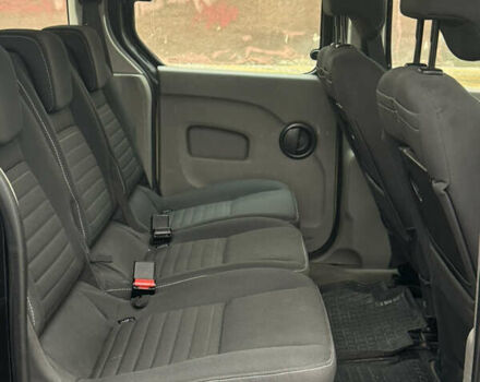 Черный Рено Кенгу, объемом двигателя 1.6 л и пробегом 241 тыс. км за 4850 $, фото 27 на Automoto.ua