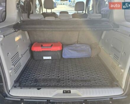 Черный Рено Кенгу, объемом двигателя 1.46 л и пробегом 217 тыс. км за 8900 $, фото 27 на Automoto.ua