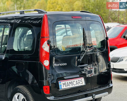 Чорний Рено Кєнгу, об'ємом двигуна 1.6 л та пробігом 136 тис. км за 8400 $, фото 4 на Automoto.ua