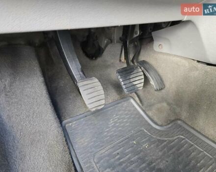 Черный Рено Кенгу, объемом двигателя 1.46 л и пробегом 217 тыс. км за 8900 $, фото 14 на Automoto.ua