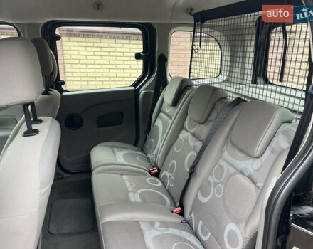 Чорний Рено Кєнгу, об'ємом двигуна 1.6 л та пробігом 201 тис. км за 8400 $, фото 36 на Automoto.ua