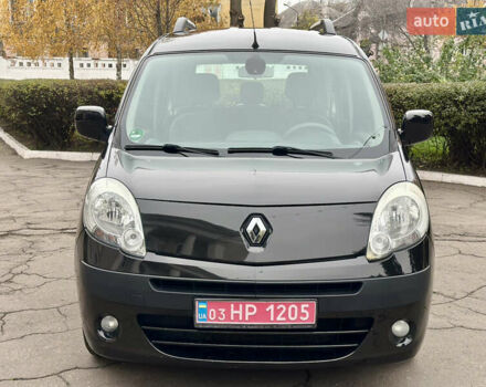 Черный Рено Кенгу, объемом двигателя 1.6 л и пробегом 165 тыс. км за 7700 $, фото 16 на Automoto.ua