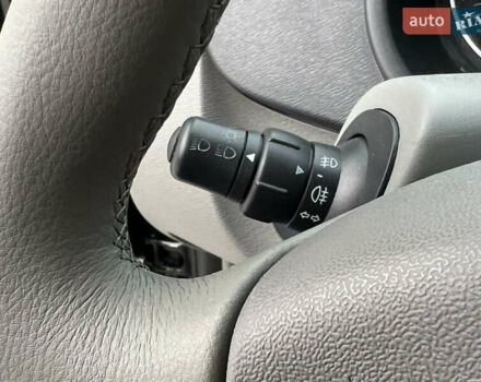 Черный Рено Кенгу, объемом двигателя 1.6 л и пробегом 214 тыс. км за 7300 $, фото 47 на Automoto.ua