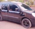 Черный Рено Кенгу, объемом двигателя 1.6 л и пробегом 243 тыс. км за 7000 $, фото 5 на Automoto.ua