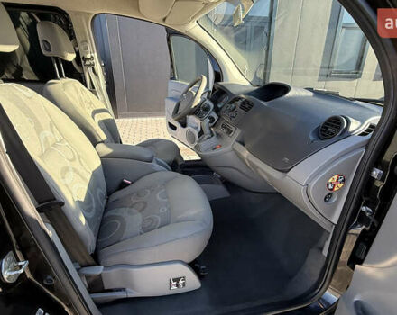 Чорний Рено Кєнгу, об'ємом двигуна 1.6 л та пробігом 178 тис. км за 8299 $, фото 12 на Automoto.ua