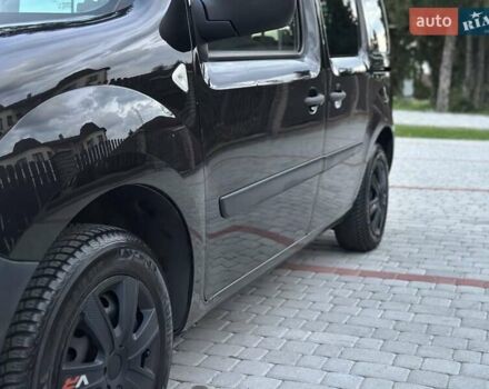 Черный Рено Кенгу, объемом двигателя 1.6 л и пробегом 198 тыс. км за 7500 $, фото 5 на Automoto.ua