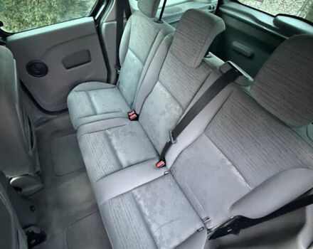 Чорний Рено Кєнгу, об'ємом двигуна 1.6 л та пробігом 233 тис. км за 7300 $, фото 19 на Automoto.ua