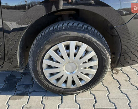 Чорний Рено Кєнгу, об'ємом двигуна 1.6 л та пробігом 178 тис. км за 8299 $, фото 14 на Automoto.ua