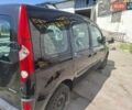 Черный Рено Кенгу, объемом двигателя 1.5 л и пробегом 242 тыс. км за 6400 $, фото 4 на Automoto.ua