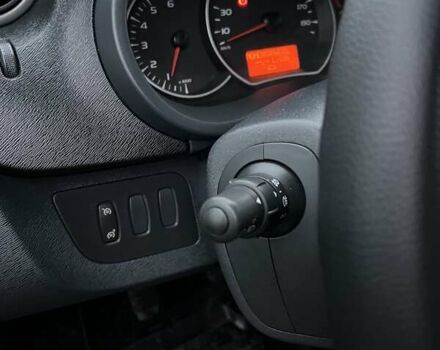 Чорний Рено Кєнгу, об'ємом двигуна 1.5 л та пробігом 218 тис. км за 7998 $, фото 18 на Automoto.ua