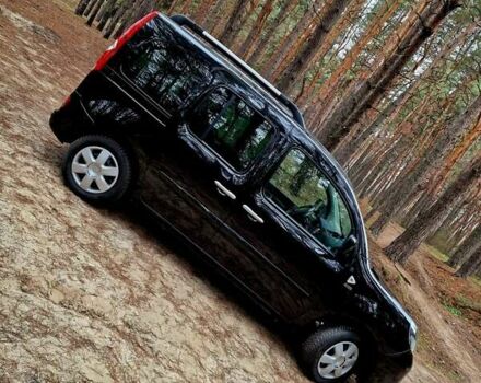 Черный Рено Кенгу, объемом двигателя 1.6 л и пробегом 229 тыс. км за 7900 $, фото 6 на Automoto.ua