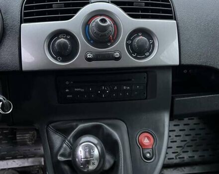 Чорний Рено Кєнгу, об'ємом двигуна 1.5 л та пробігом 218 тис. км за 7998 $, фото 22 на Automoto.ua