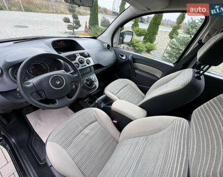 Рено Кенгу 2011 в Калуше на Automoto.ua Черный Рено Кенгу, объемом двигателя 1.6 л и пробегом 192 тыс. км за 7550 $, фото 11 на Automoto.ua