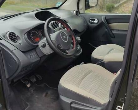 Черный Рено Кенгу, объемом двигателя 1.6 л и пробегом 236 тыс. км за 6700 $, фото 1 на Automoto.ua