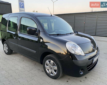 Черный Рено Кенгу, объемом двигателя 1.5 л и пробегом 285 тыс. км за 7700 $, фото 3 на Automoto.ua